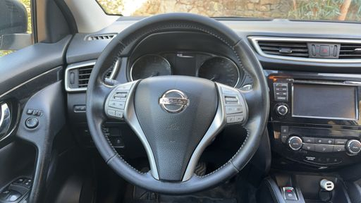 Nissan Qashqai 1.2 DIG-T 115 - N-Connecta – 2016 – 105485 km – Essence – Boîte Manuelle — photo 28