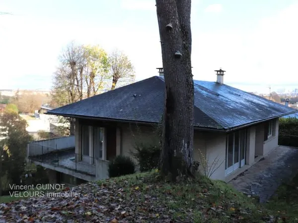 Villa de 8 pièces à Bougival