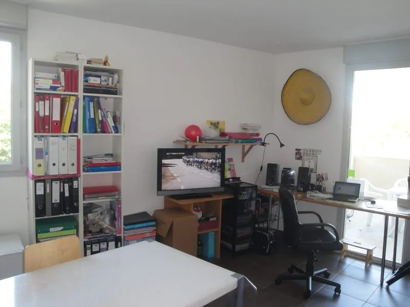 Photo 1