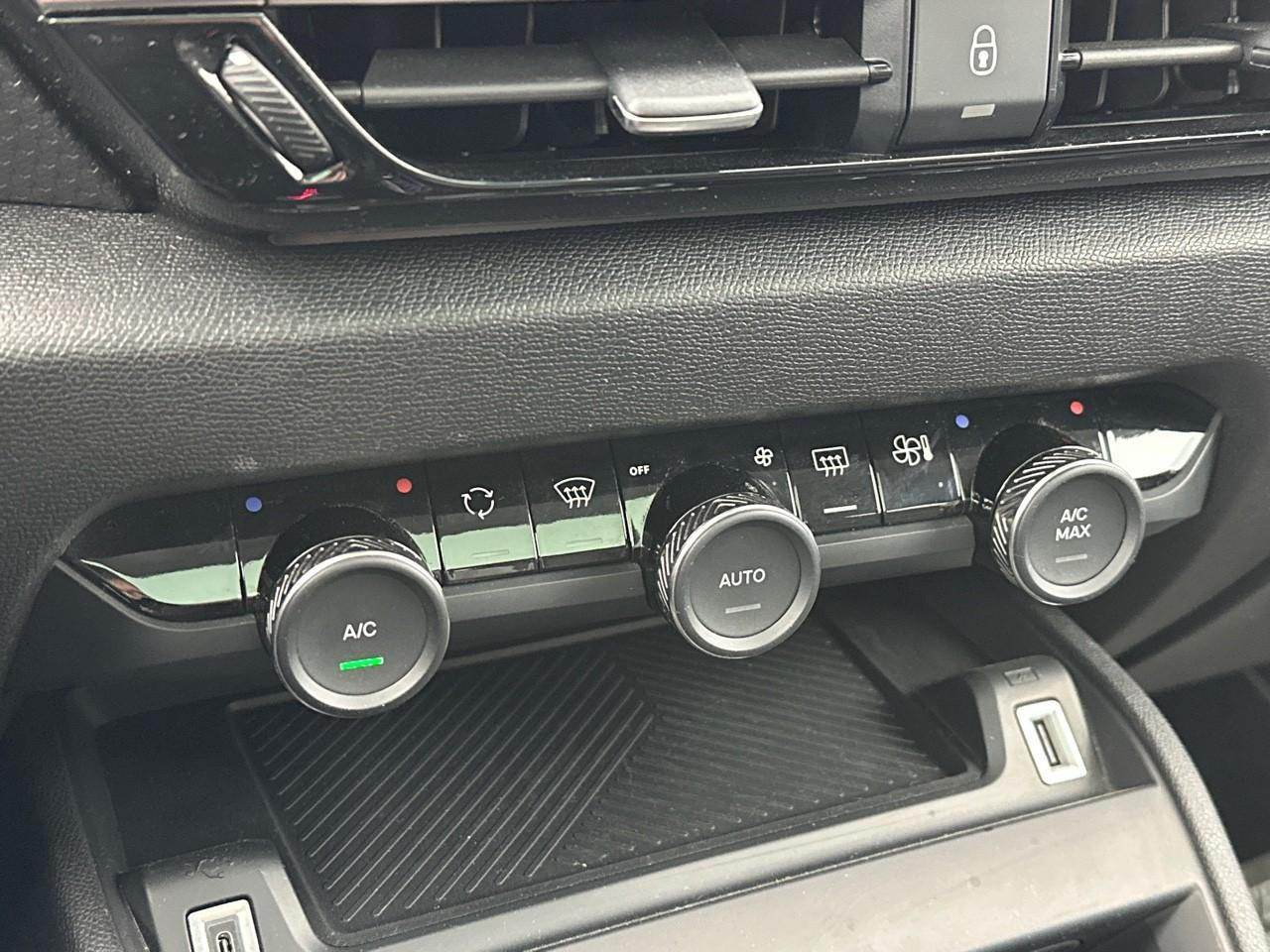 Citroën C4 puretech 130 s&s eat8 shine — photo 28