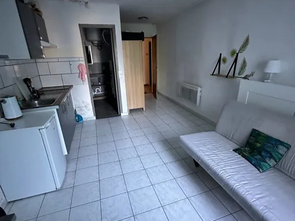 À louer studio meublé