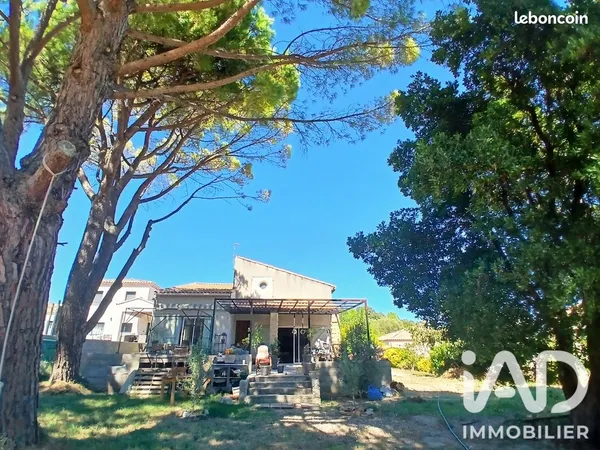 Maison 5 pièces 205 m²