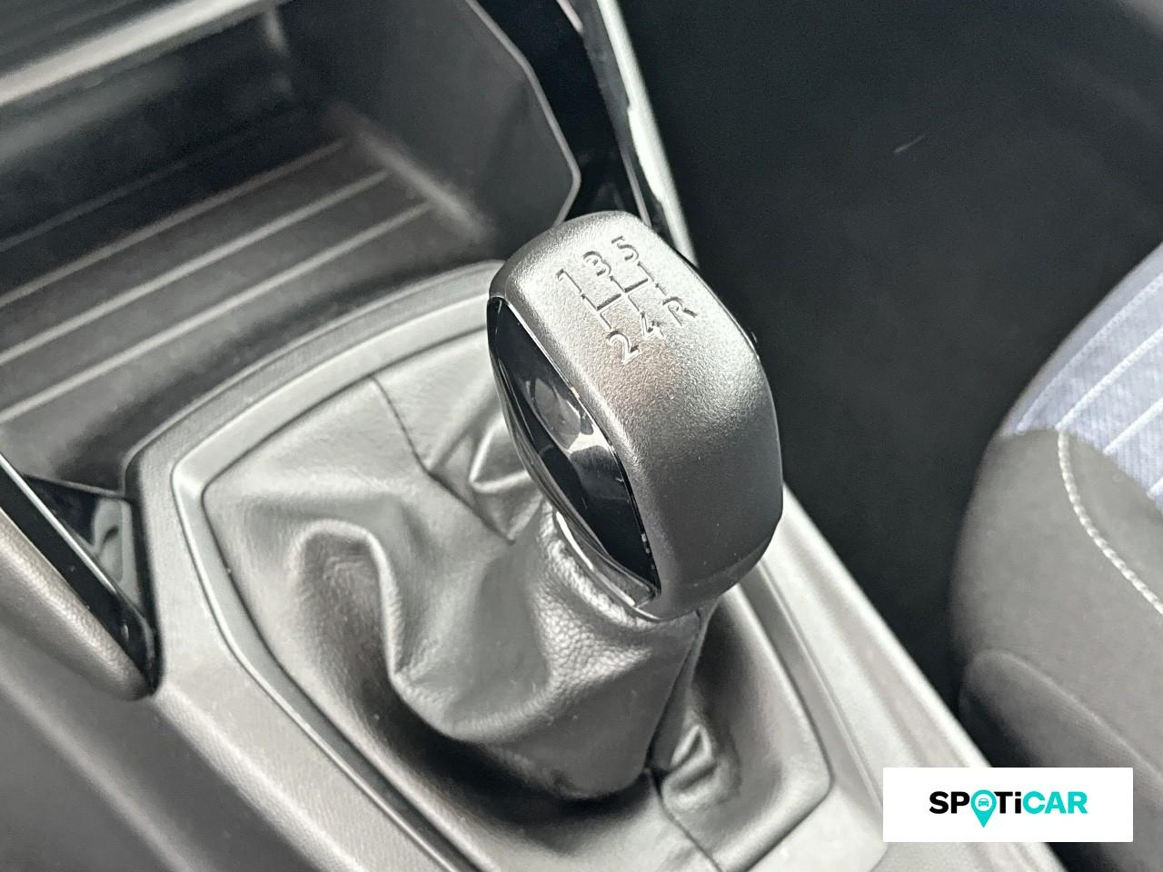 Peugeot 208 1.2 puretech 75ch s&s premium — photo 14