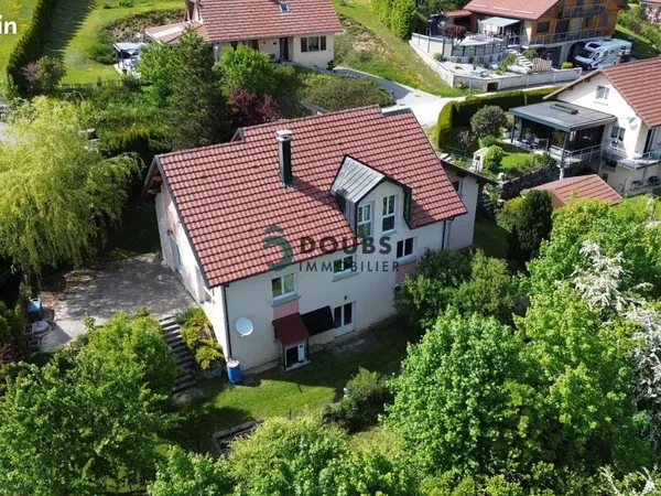 Maison 9 pièces 178 m²
