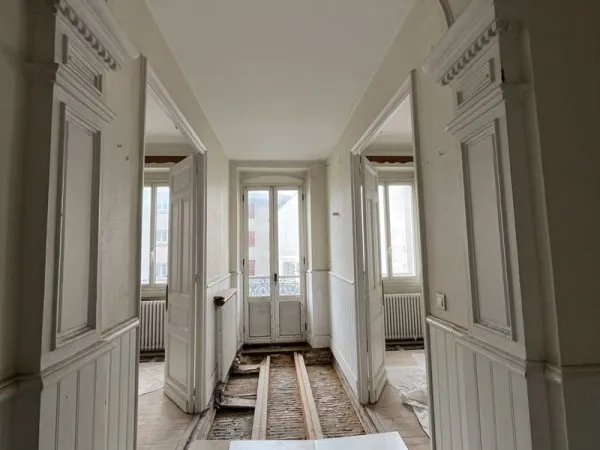 Appartement T5 avec cour - 140m2