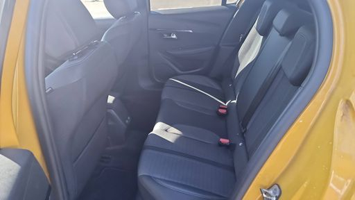 Peugeot 208 1.2 PureTech 130 EAT8 - Allure Pack – 2022 – 43767 km – Essence – Boîte Automatique — photo 33