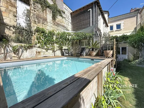Maison 8 pièces 185 m²