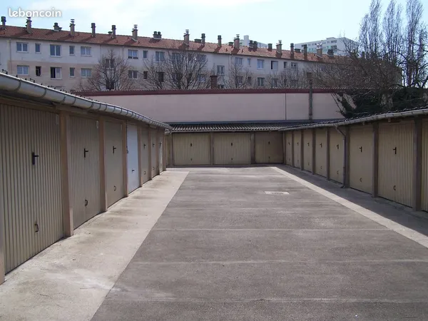 BOX 13m2 a bonneuil sur marne