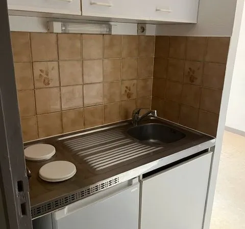 Appartement Location Poitiers 1p 18m² 390€