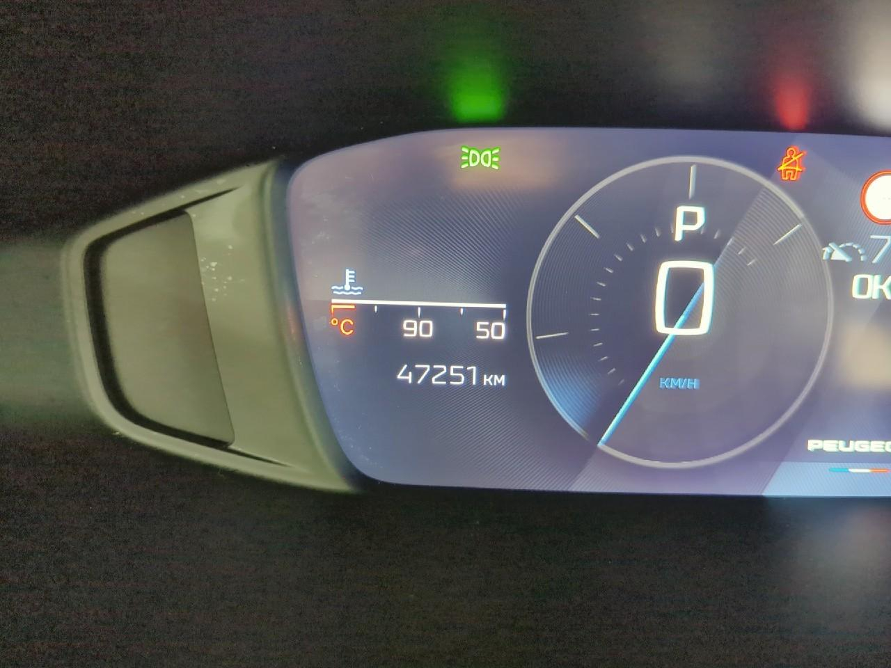 Peugeot 308 bluehdi 130ch s&s eat8 allure pack — photo 22