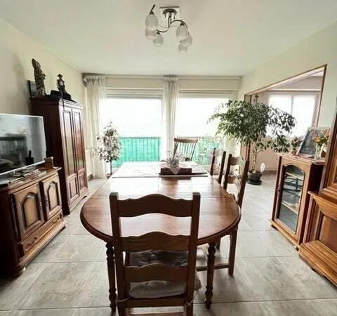 Appartement 6 pièces 121 m²