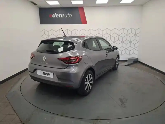 Renault Clio tce 90 — photo 11