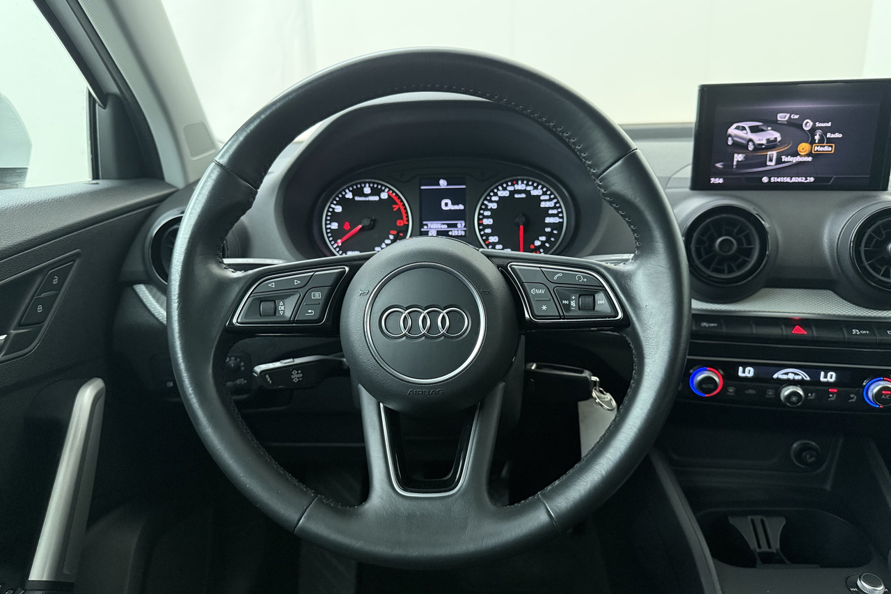 Audi Q2 — photo 10