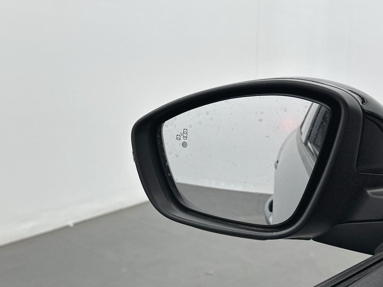 Peugeot 208 electrique 54 kwh 156ch allure — photo 34