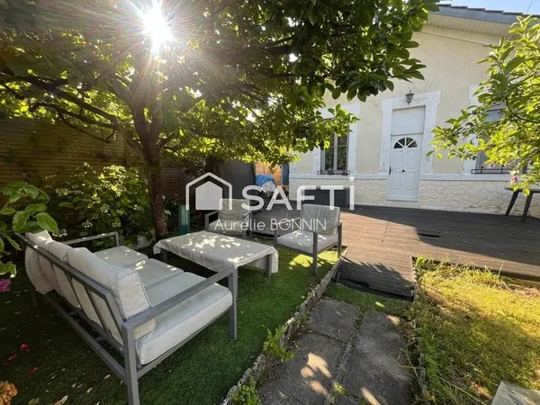 Talence proche du tram dans une rue calme - 2 maisons sur une parcelle de 550m²