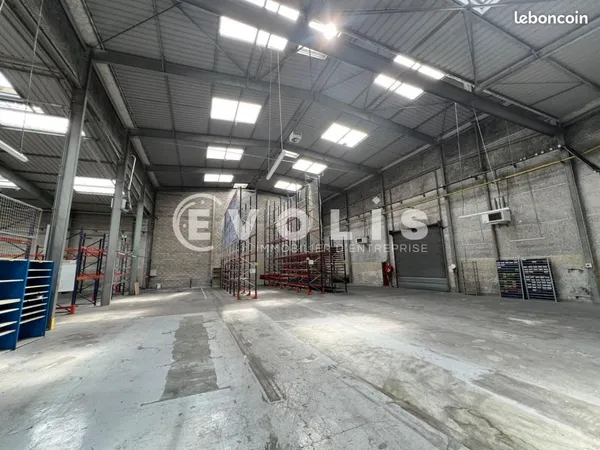 Local d'activité 4 539 m²