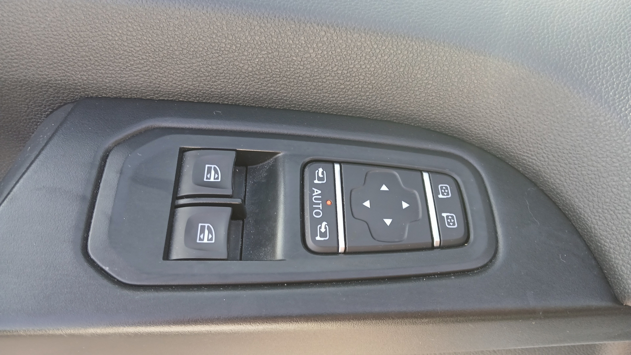 Renault TRAFIC FG BLUE DCI 130 L1H1 2T8 GSR2 — photo 17