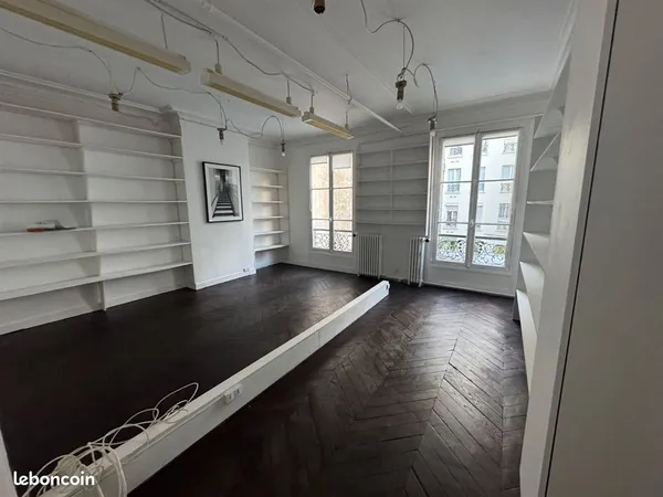 Bureaux 75 m² PARIS
