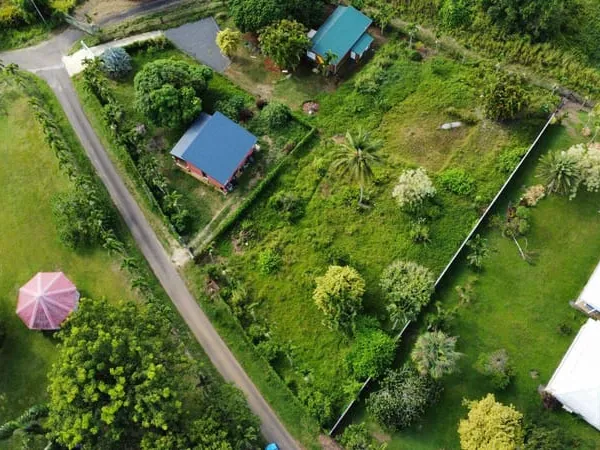 Terrain 917 m²