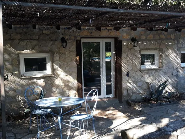 Studio meublé Saze