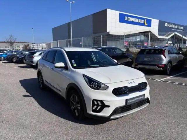 Kia Niro 1.6 gdi 105ch isg + plug-in 60.5ch active dct6 5cv — photo 3