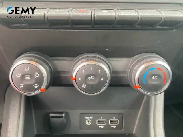 Renault Captur tce 90 - 21 — photo 15