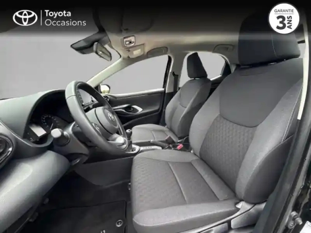 Toyota Yaris 120 vvt-i dynamic business 5p my22 — photo 11