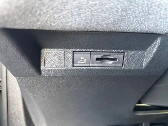 Citroën C5 Aircross hybride 145 ch e-dcs6 — photo 18