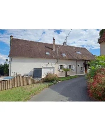 Maison de caractère avec dépendances