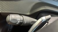 Peugeot 2008 1.2 PureTech 130ch S&S Allure EAT8 — photo 23