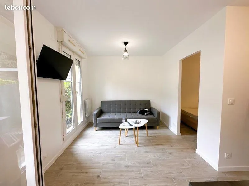 Photo 1