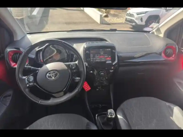 Toyota Aygo 1.0 vvt-i 72ch x-clusiv my21 — photo 14