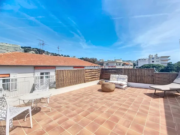 Appartement style maison à Cannes