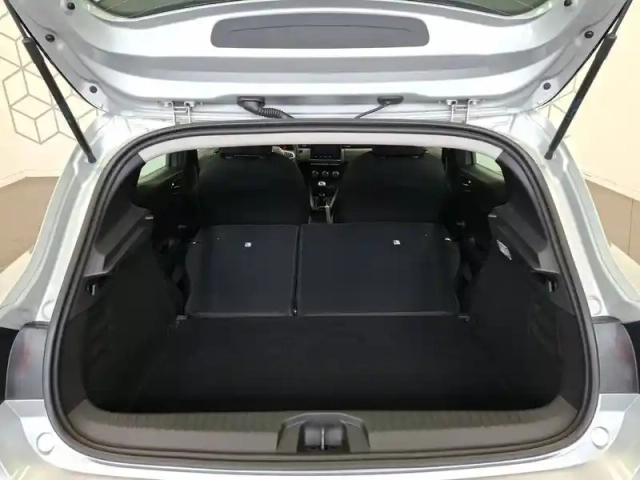 Renault Clio tce 90 — photo 17