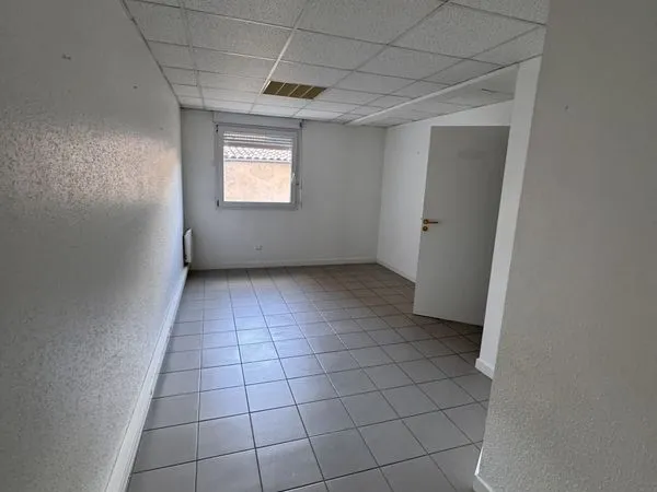 Studio 1 pièce 29 m²