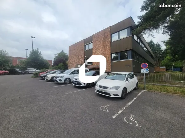 Local d'activité 314 m²