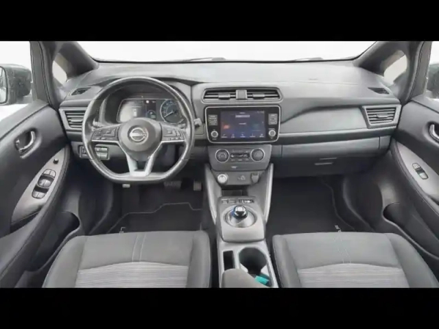 Nissan Leaf 150ch 40kwh acenta 22 — photo 12