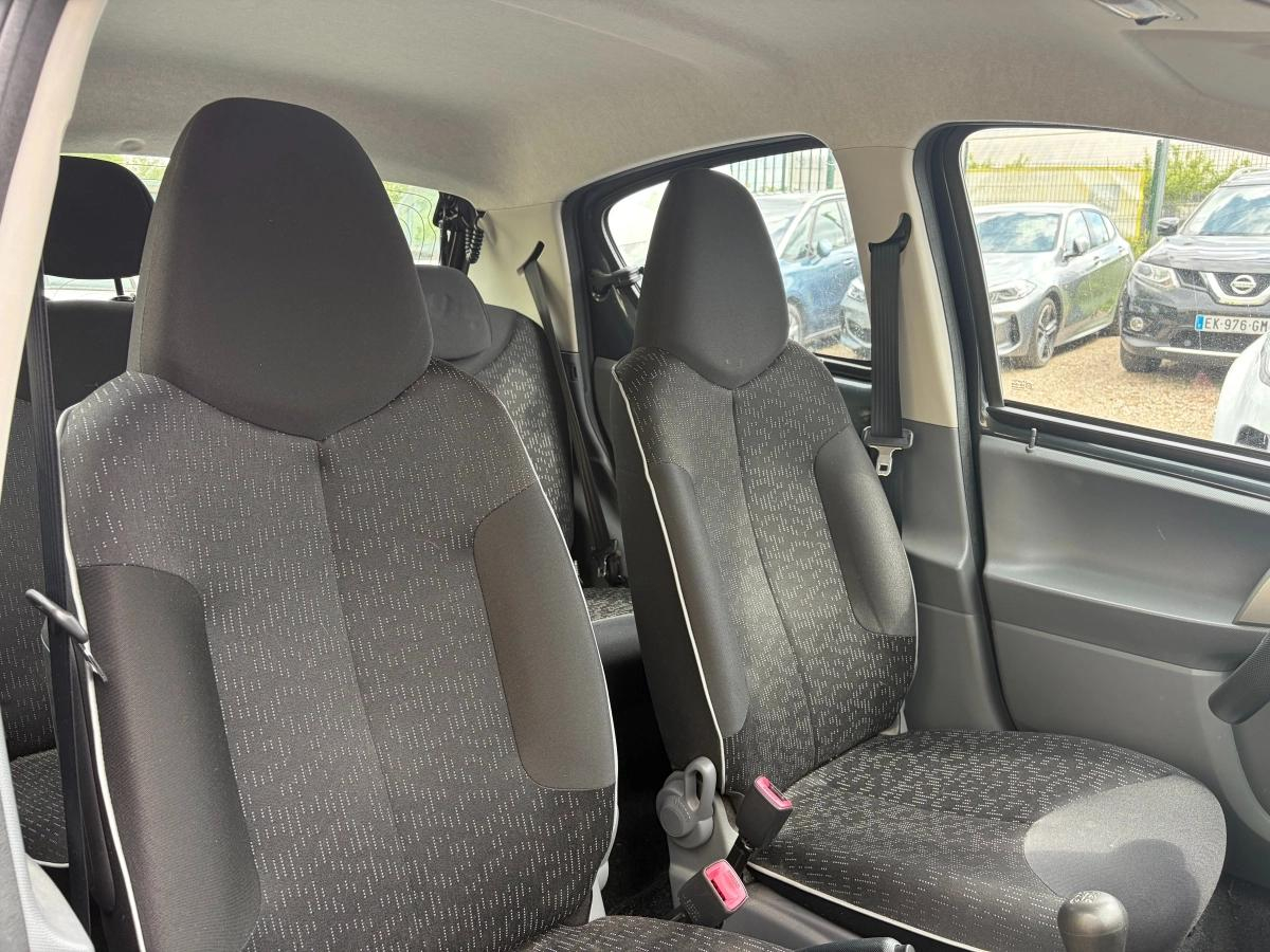 Peugeot 107 1.4 HDI 55 TRENDY occasion - Diesel - 2009 - 21 850 km - 4 490 € - Orgeval (Yvelines) 992786245192 — photo 13