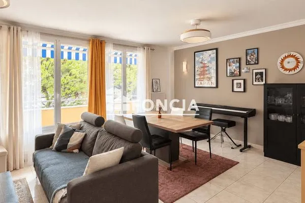 Appartement 3 pièces 79 m²