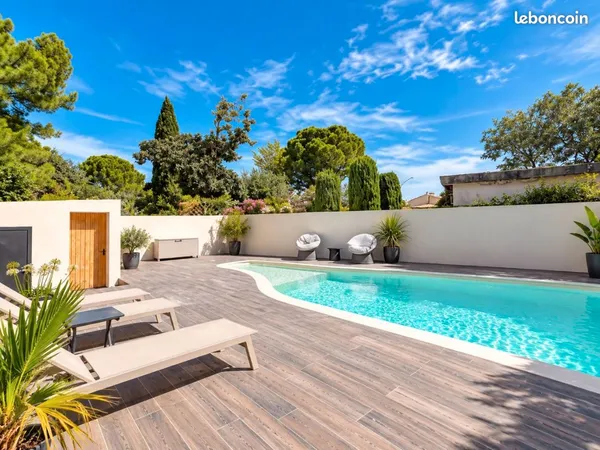 Villa piscine avec studio indépendant
