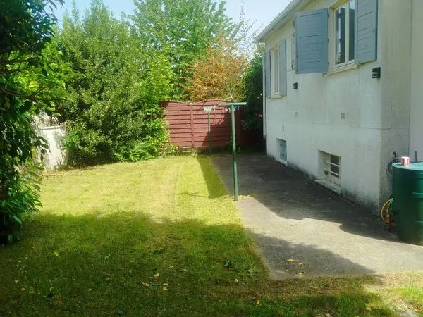 Maison avec jardin proche RER vert galant