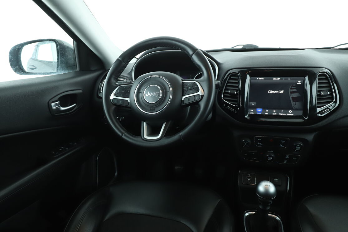 Jeep Compass 1.4 MultiAir Brooklyn Edition — photo 12