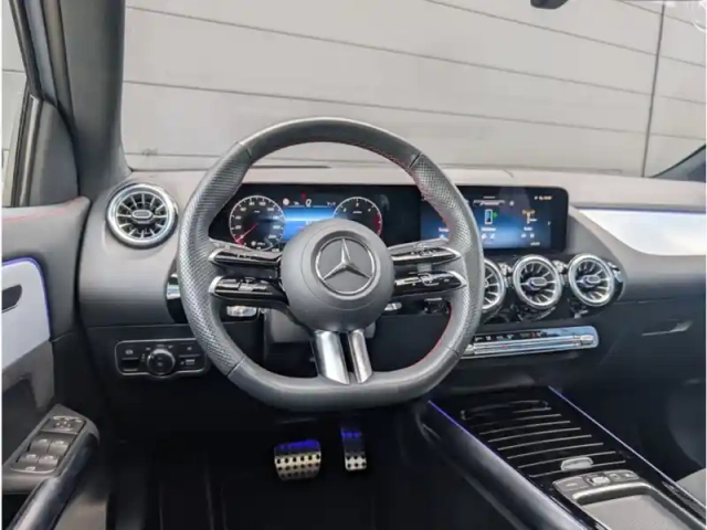 Mercedes Gla 200 d — photo 12