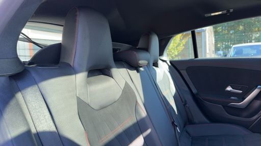 Mercedes Classe CLA Shooting  Brake 200 163 7G-DCT - AMG Line – 2019 – 63085 km – Essence – Boîte Automatique — photo 18