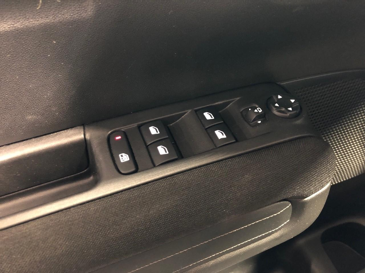 Citroën C3 Aircross puretech 110 s&s bvm6 shine pack — photo 23