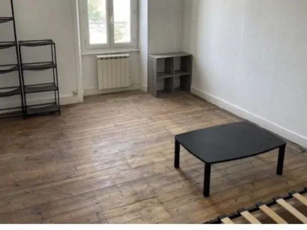 Appartement T1 coté gare de Laval