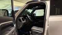 Land-Rover Defender 110 2.0 P300e PHEV X-Dynamic HSE — photo 12