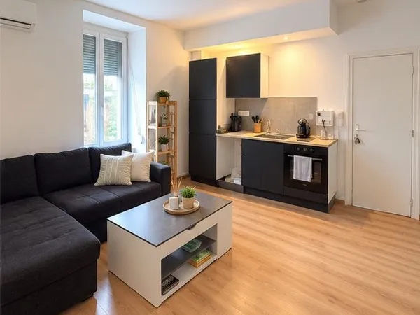 À louer 2 pièces de 37 m² à Strasbourg