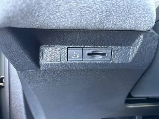 Citroën C5 Aircross hybride 145 ch e-dcs6 — photo 54