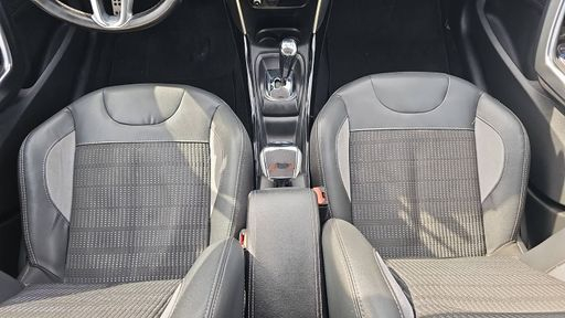 Peugeot 2008 1.2 PureTech 82 EAT6 - Active – 2017 – 151891 km – Essence – Boîte Automatique — photo 6